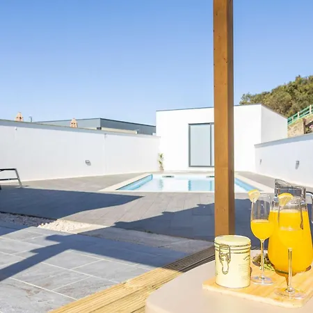 Dunes House With Ocean Views بيت للعطل
