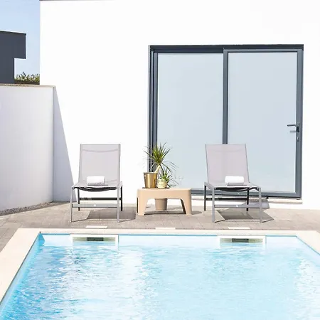 Dunes House With Ocean Views *